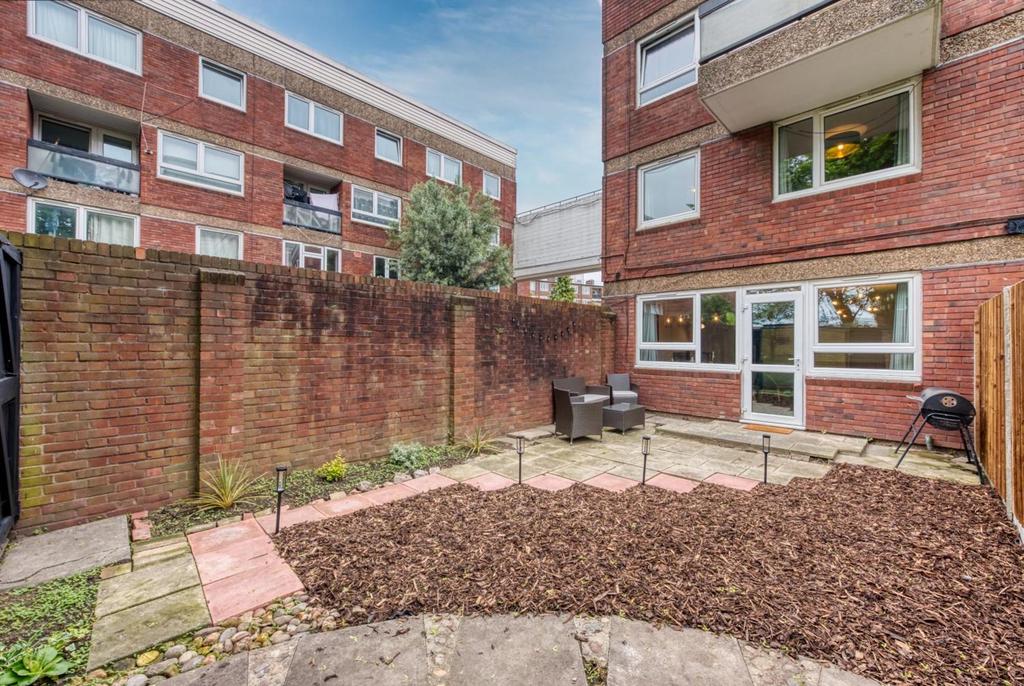 Appartamento Spacious 3 Bedroom Whitechapel With Garden By Gold Londra